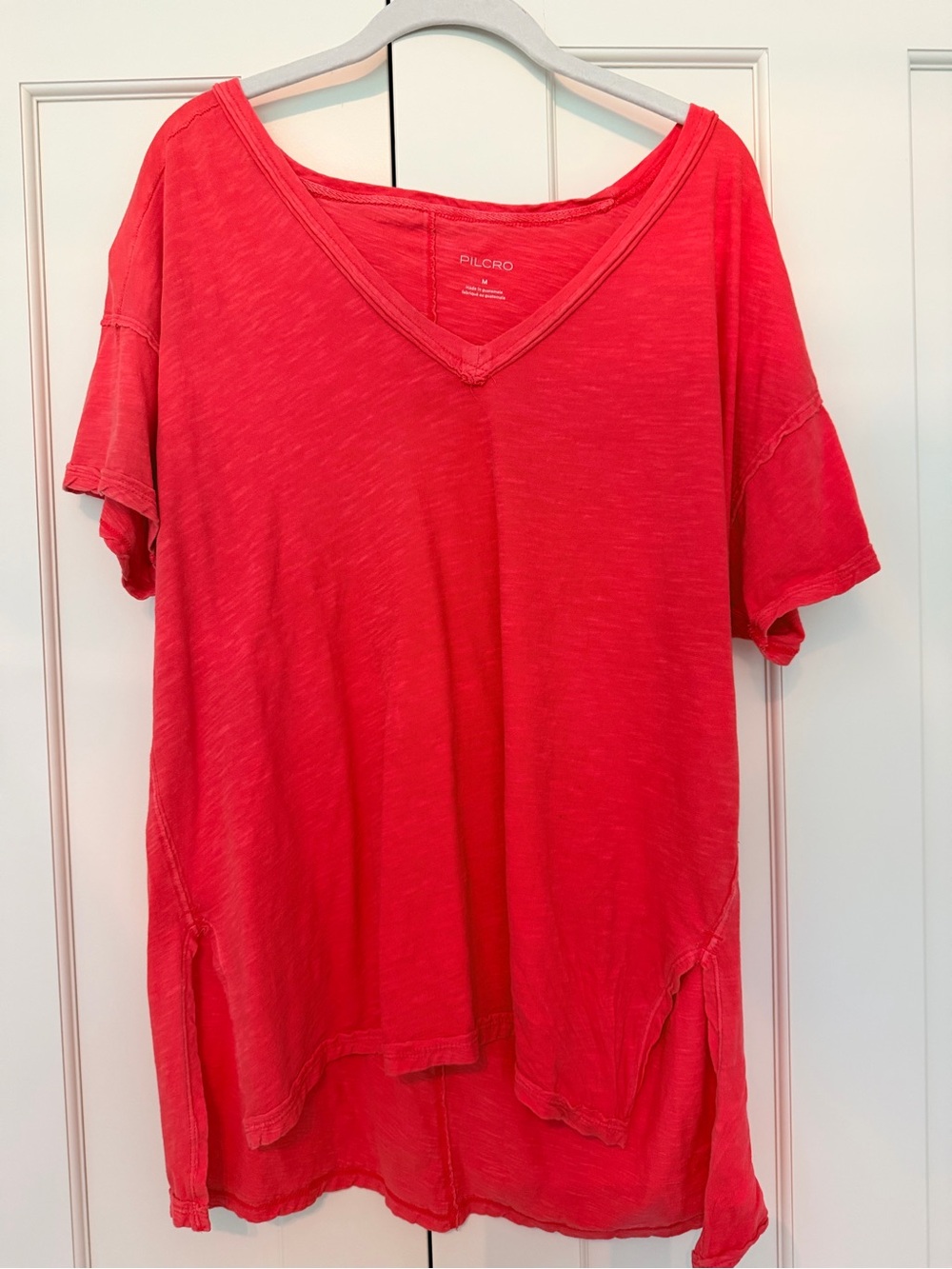 Anthropologie Pilcro  V-Neck Short Sleeve Tee in Bright Coral Red
